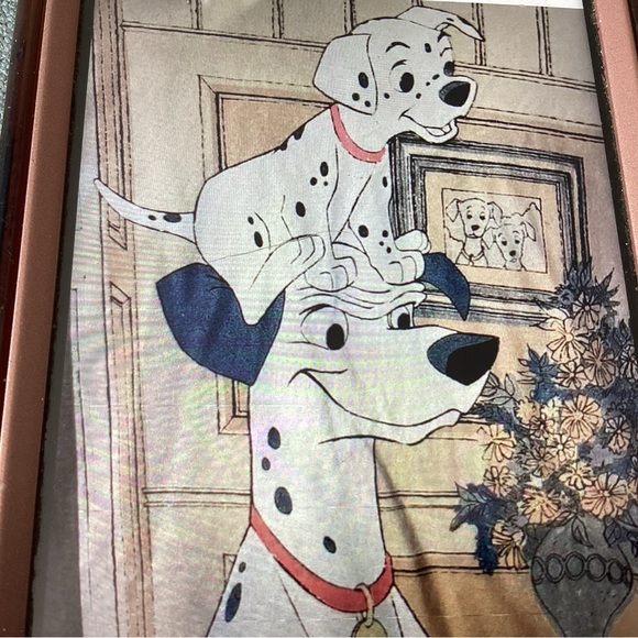 Disney 101 DALMATIONS Pongo Women’s tee shirt gray white cream Size XS Classic - Picture 2 of 4